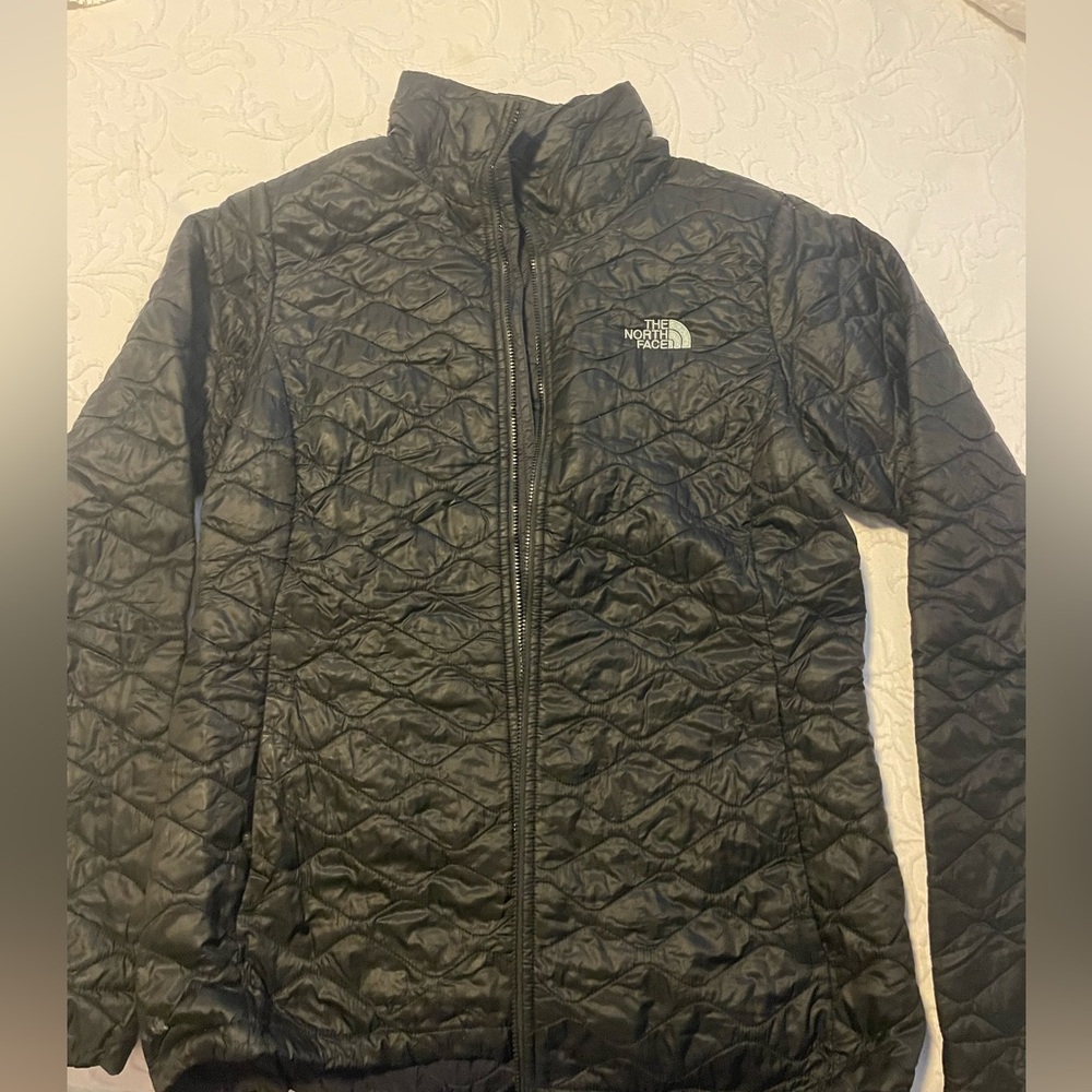 Black north face jacket